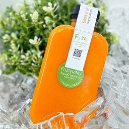Simple Detox (Apple, Carrot  ,Passion Fruit,  Pineapple ,Lemon ,Ginger)