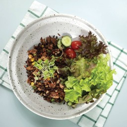 ข้าวผัดเนื้อบดจากพืช (Plant Base)