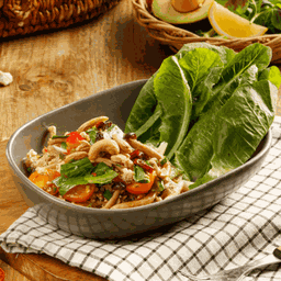 ยำเส้นเเก้วเห็ดโคนหมูสับเเละกุ้ง