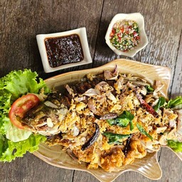 ปลาตะเพียนทอดกะเทียม