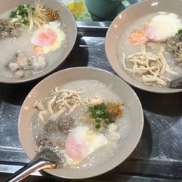 เลือกท้อปปิ้ง ไข่ลวก,ไข่เค็ม,ไข่เยี่ยวม้า