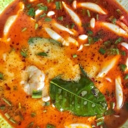 ต้มยำรวมมิตร(กับข้าว)