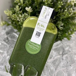 Superpowered Detox (Apple,  Kale ,Spinach ,Celery, Pineapple, Ginger,  Lemon)