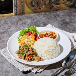 ข้าวผัดกะเพรา