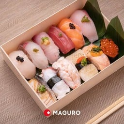 12 Hana Nigiri Sushi Set