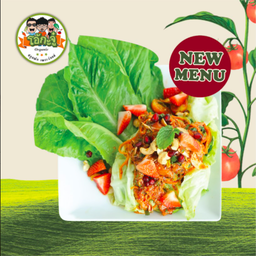 พล่าแซลมอนสตรอว์เบอร์รี่ผักคอส