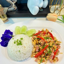 แหนมคั่วไข่