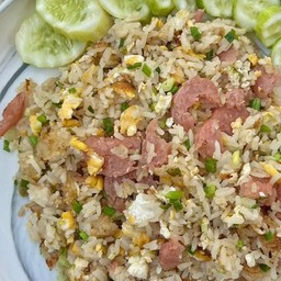 ข้าวผัดแหนม