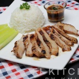 ข้าวคอหมูย่างจิ้มแจ่ว