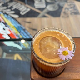 โทนิค เอสเพลสโซ