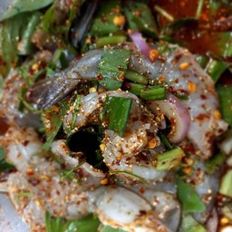 ลาบกุ้งสด