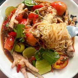 ตำปลาร้าเส้นเล็กตีนไก่