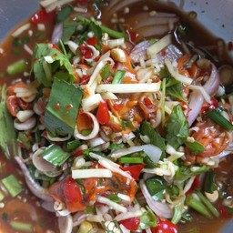 ยำหอยดอง