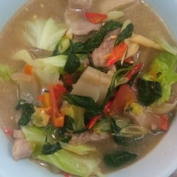 แกงอ่อมหมู