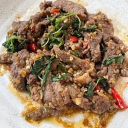 กะเพราเนื้อการะเกด (Ribeye Aus.)