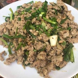 กับข้าว  หมูสับผัดพริกไทยดำ