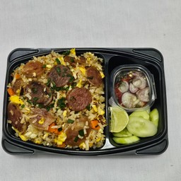 ข้าวผัดกุนเชียงสไตล์จีน