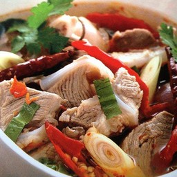 ต้มแซ่บกระดูกซี่โครงหมู