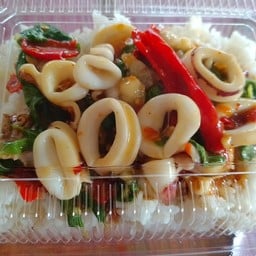 กะเพราปลาหมึก