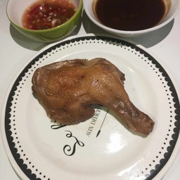 หมูกรอบ หมูสวรรค์ ไก่ต้มน้ำปลา ฮองซูโภชนา