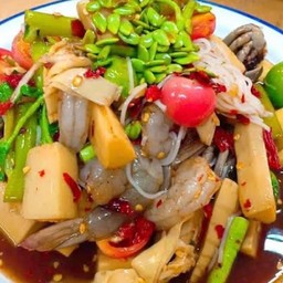 ตำหน่อไม้ กุ้งสด หมูยอ