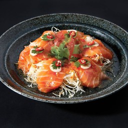 SPICY SALMON SALAD