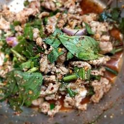 ลาบเนื้อ