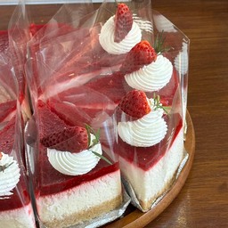 Strawberry cheese pie สตรอเบอร์รี่ชีสพาย