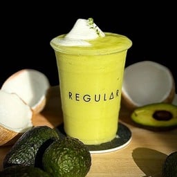 อโวคาโด้น้ำผึ้งมะพร้าวปั่น