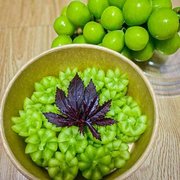 องุ่นไซมัสคัตพร้อมทาน