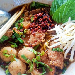 เกาเหลาหมูน้ำตก