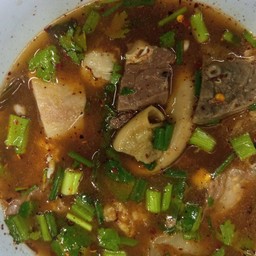 ต้มเครื่องในเนื้อ