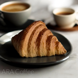 Plain Croissant เพลนครัวซอง