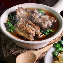 บะกุ๊ดเต๋ซี่โครงหมูตุ๋นยาจีน