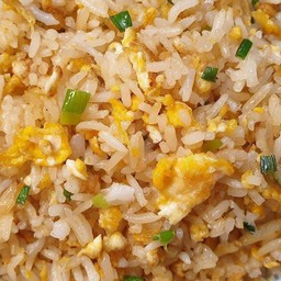 ข้าวผัดไข่.ไม่ใส่เนื้อสัตว์