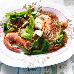 กุ้งอบวุ้นเส้น
