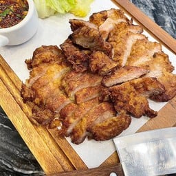 หมูทอดการะเกด