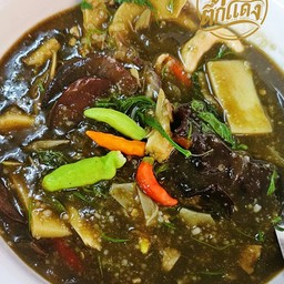 แกงเปรอะหน่อไม้ เห็ดฉ่ำๆ