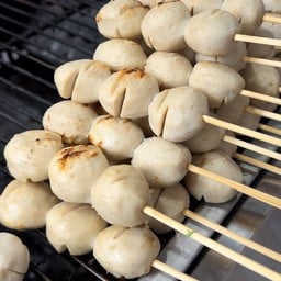 A6L ลูกชิ้นหมู-เอ็นหมูปิ้ง6ไม้