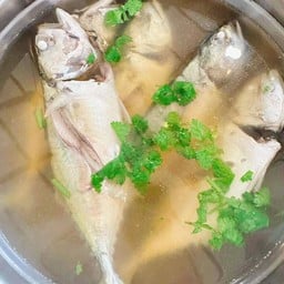 ปลาทูต้มบีบน้ำมะนาว