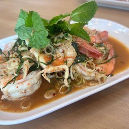 กุ้งพล่า