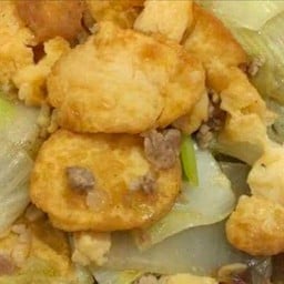 ผัดผักกาดขาวหมูสับเต้าหู้ไข่