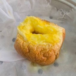 ปัง นึ่ง ไส้ทะลัก เนย นม น้ำตาล