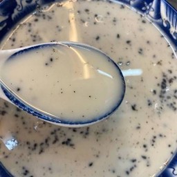 น้ำเต้าหู้ งาดำ (ร้อน)