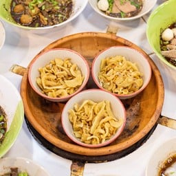 ก๋วยเตี๋ยวเรือป.ประทีปสาขาเตาปูน