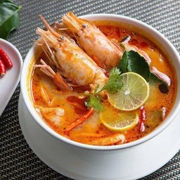 ต้มยำกุ้งน้ำข้นมะพร้าวอ่อน