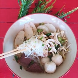 ร้านแสงจันทร์ข้าวมันไก่