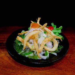 ยำ ปลาเงินทอด