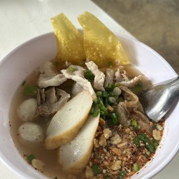 ก๋วยเตี๋ยวหมูน้ำใส