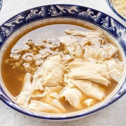 ลูกเดือย ฟองเต้าหู้ น้ำขิง